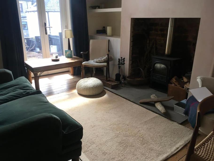 Stylish Two Large Double Bedroom House In Central Harrogate With On Street Parking ภายนอก รูปภาพ